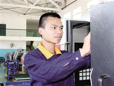 匠心鑄青春,爭做“大國工匠”