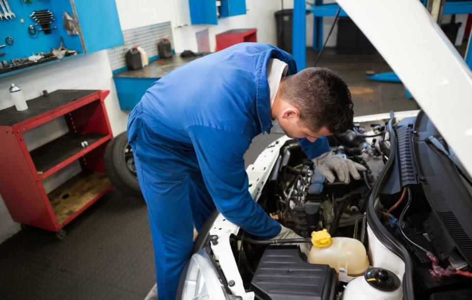 汽車維修專業介紹（技師0403-2；高技0403-3；中技0403-4）