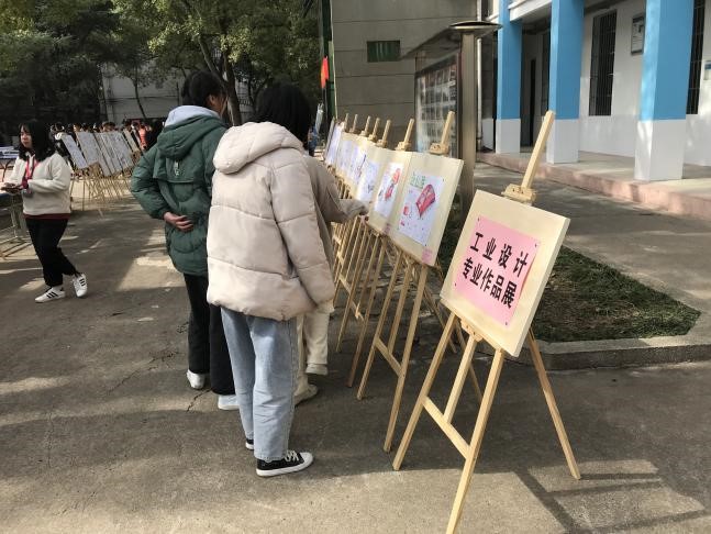 模具系2019年度學生優秀實習作品展隆重舉辦